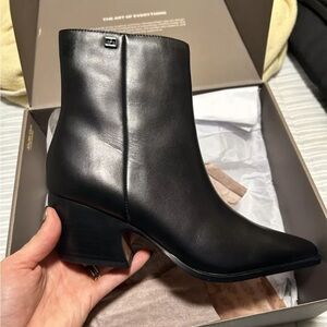 Franco Sarto Vivian Bootie Black Size 7 NIB